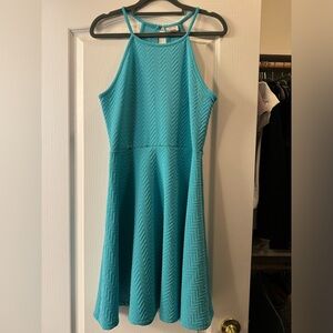 Jersey flowy turquoise dress